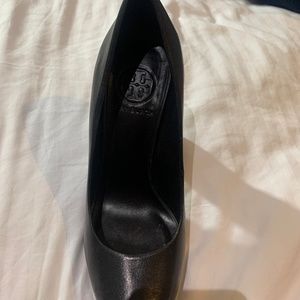 Tory Burch pumps